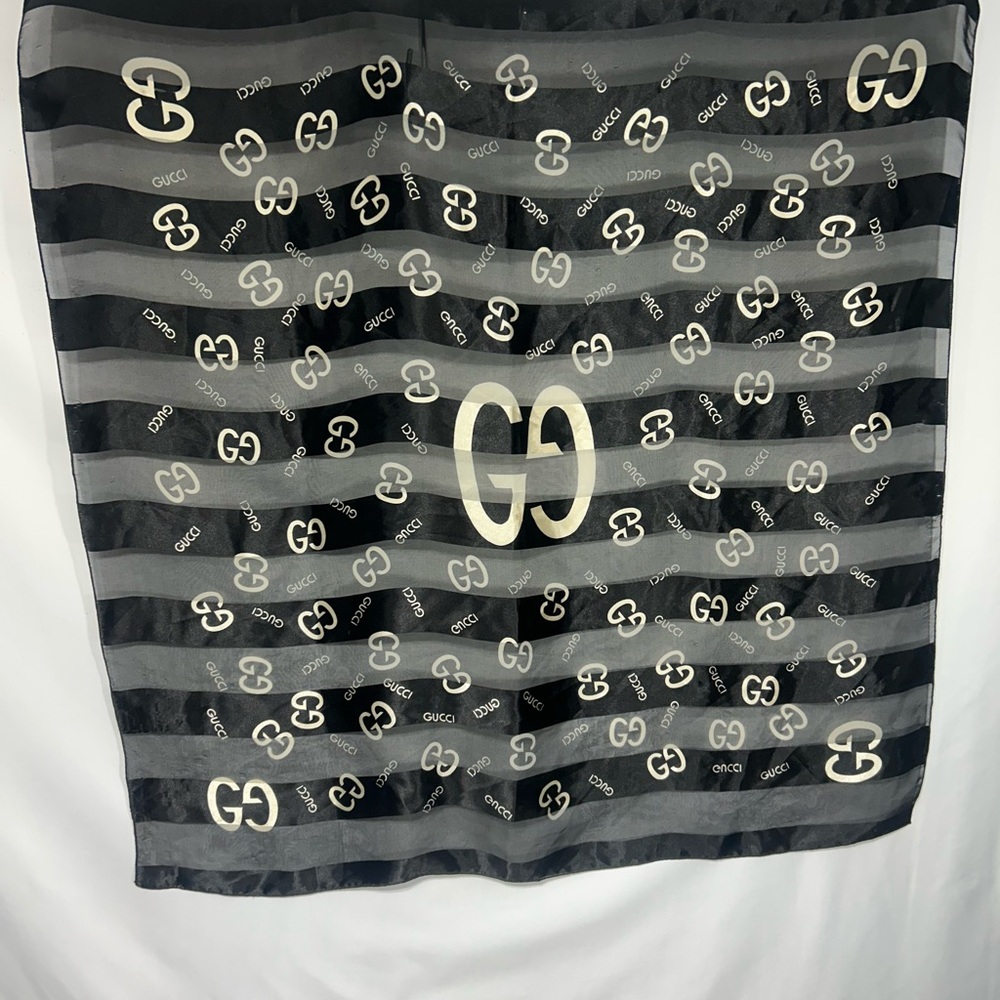Elegant Black and champagne fashion Scarf oversized 40x40